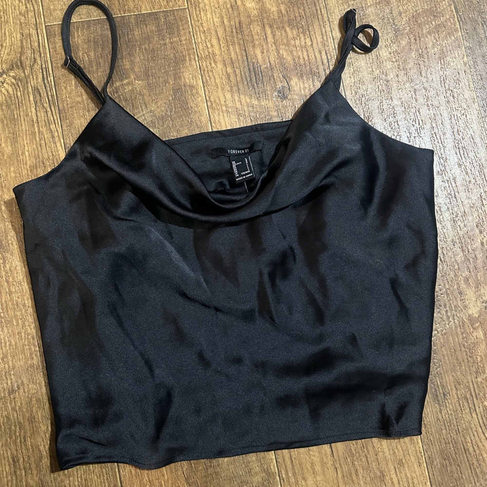 NWT Forever 21 Top L